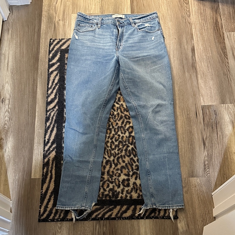 Abercrombie size 8/29